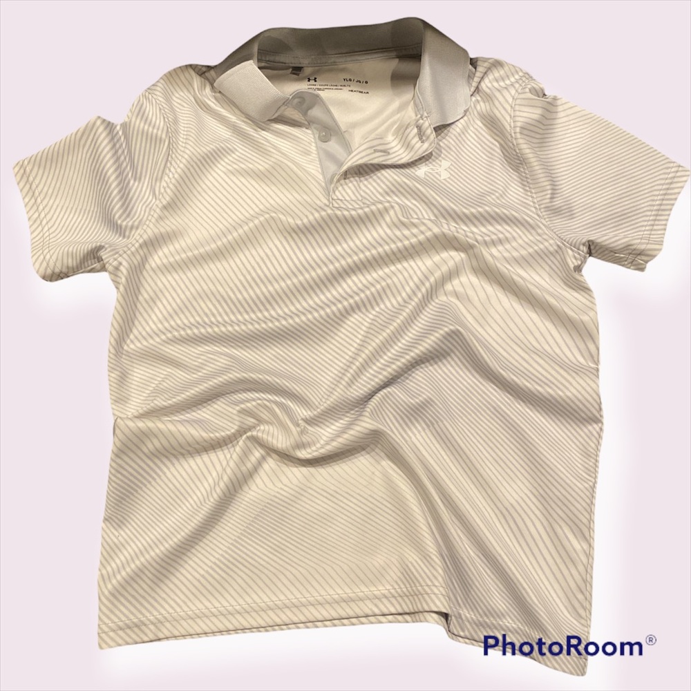 Boys UA shirt